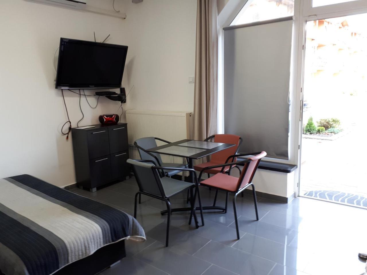 Kertvarosi Apartman II تيساويفاروس المظهر الخارجي الصورة
